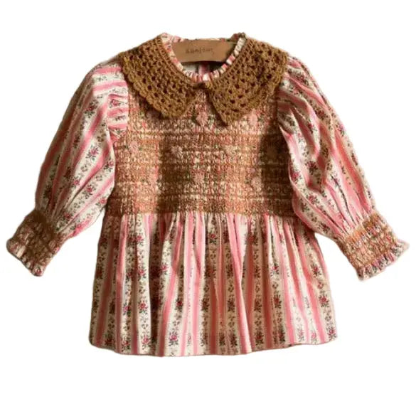 Blouse A Smocks Rayure Tapisserie Rose et son Col Crochet Amovible Bonjour