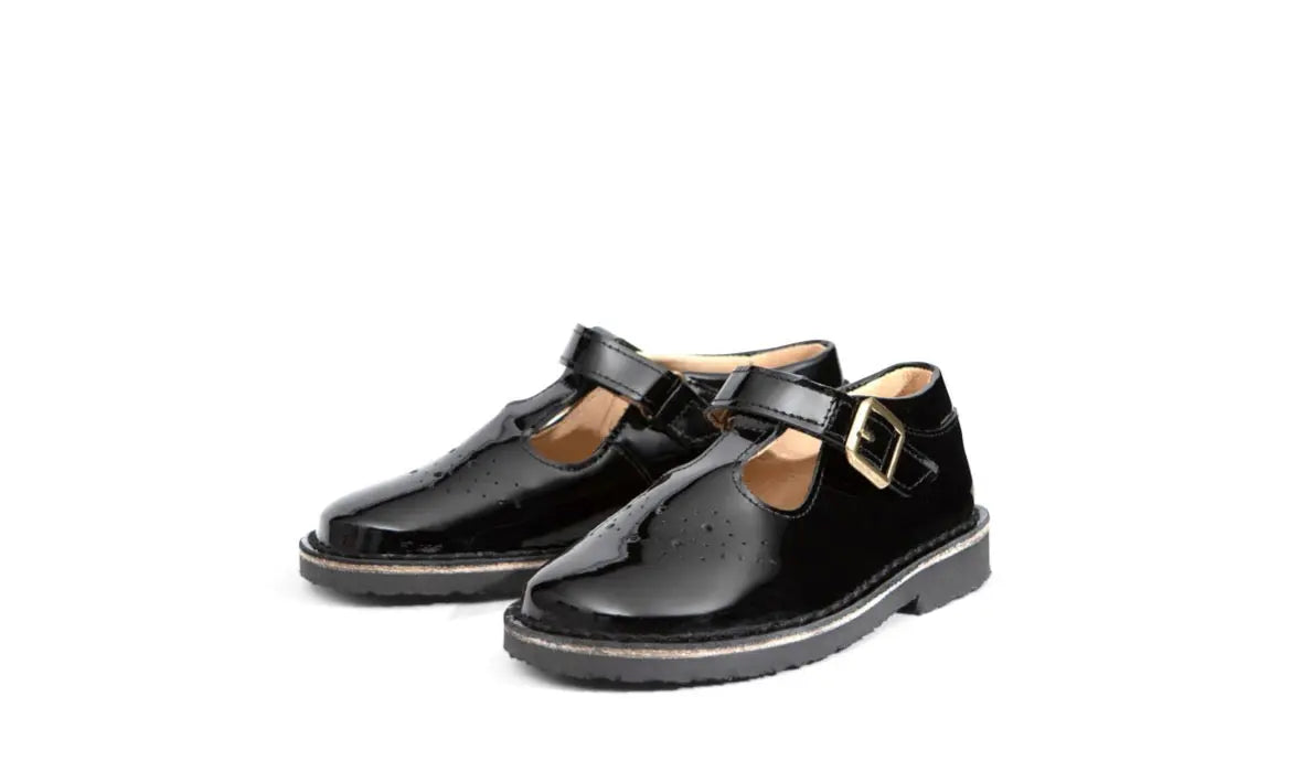 Chaussures Penny T-bar pour enfant en cuir noir vernis Youngsoles
