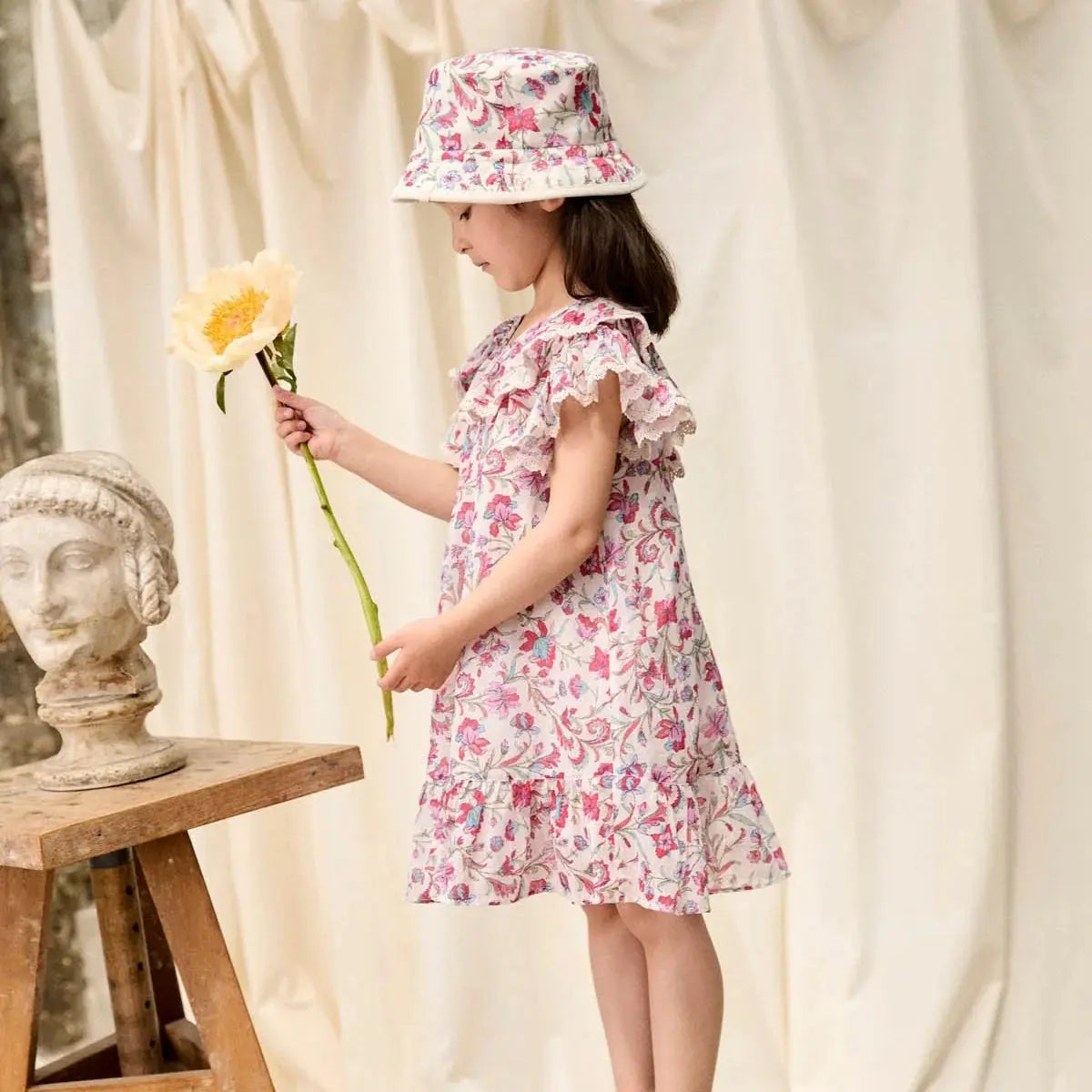 Robe Natiyana Louise Misha