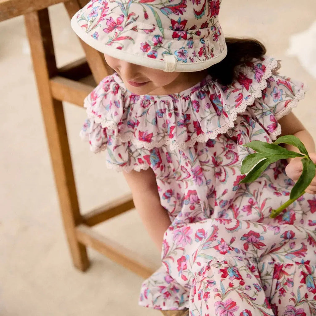 Robe Natiyana Louise Misha