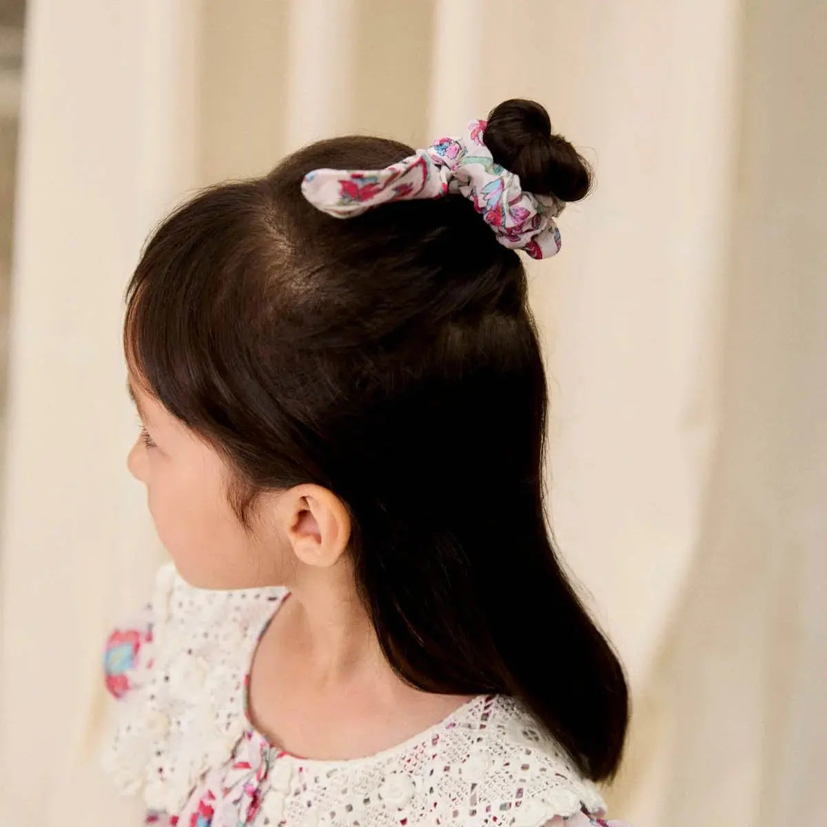 Chouchou Chloé Cream Floral Louise Misha