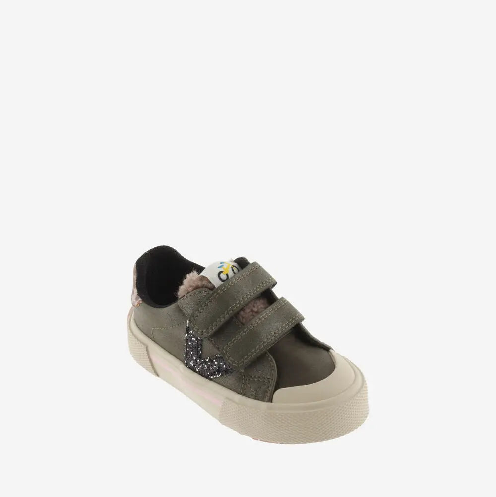 Baskets Tribu Kaki Victoria