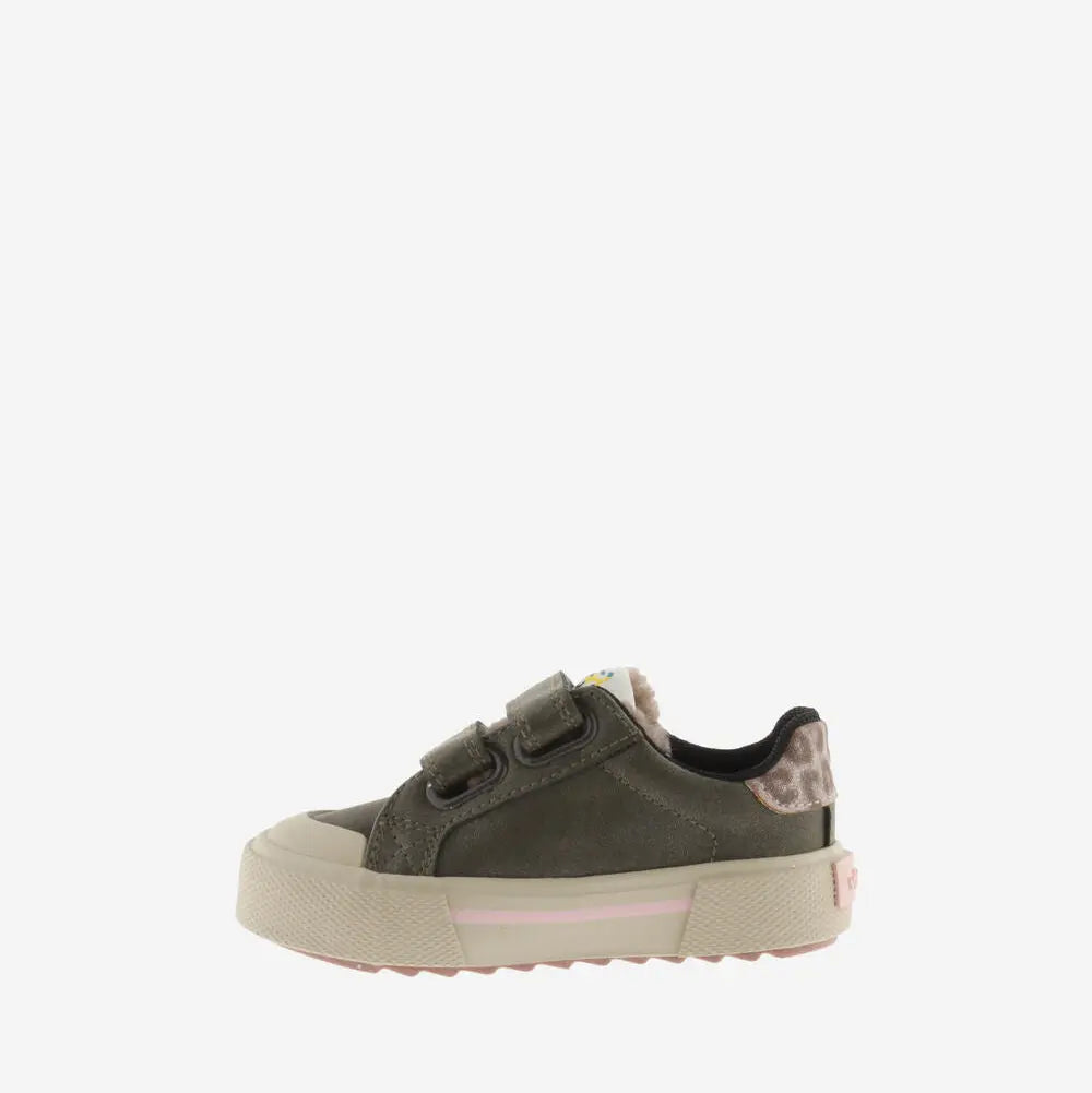 Baskets Tribu Kaki Victoria