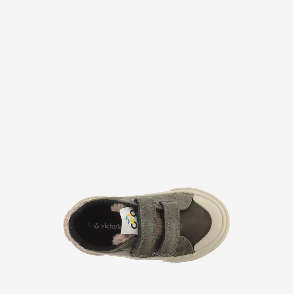 Baskets Tribu Kaki Victoria